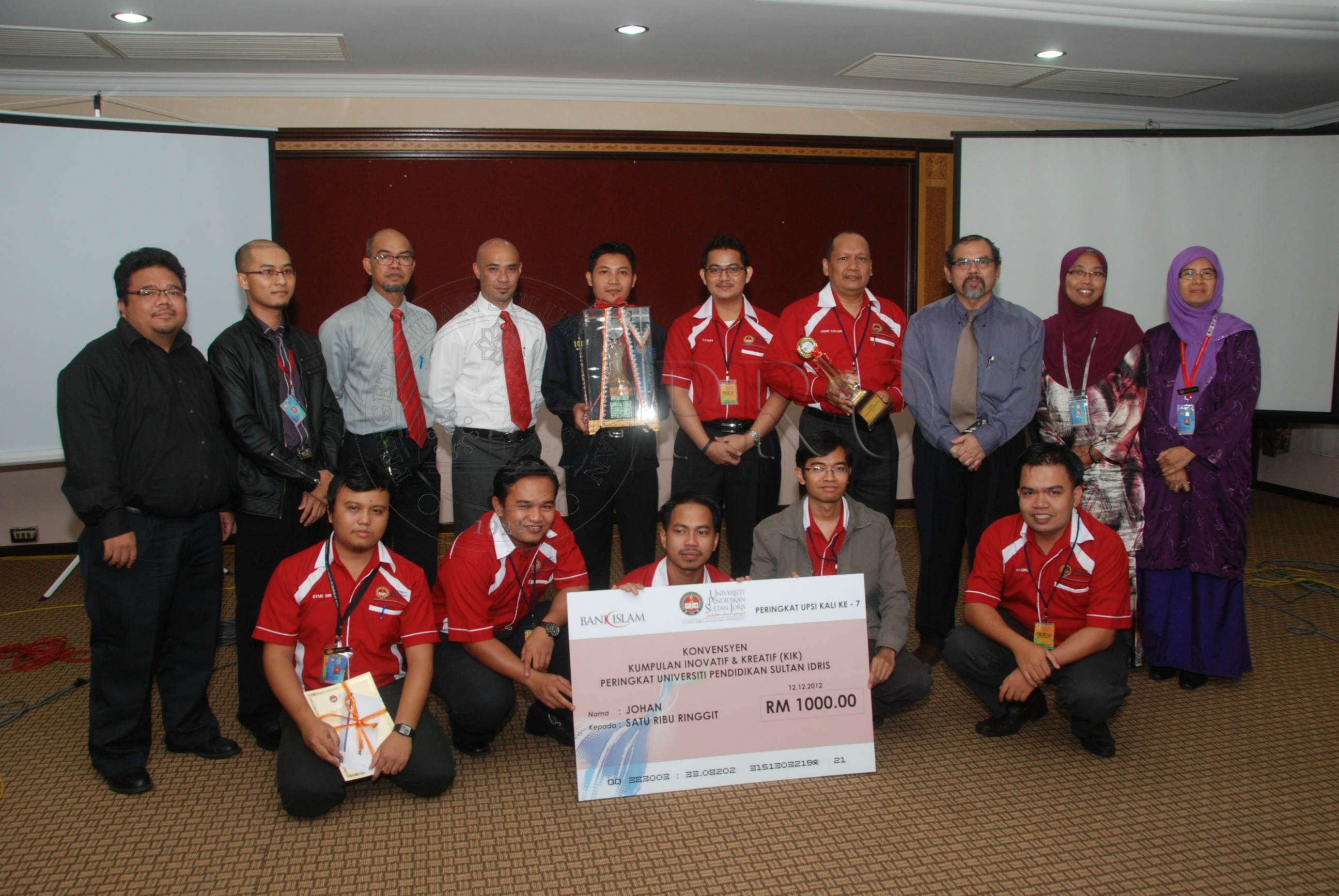 PRO 12 139 KIK DSC 9610